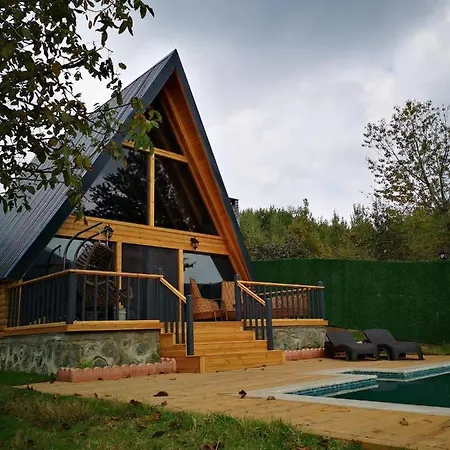 Lodge Sapancaroyalbungalov